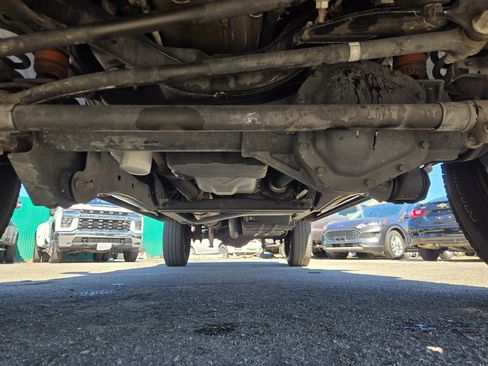 Used 2017 Ford F250 Lariat w/ Lariat Ultimate Package image 35