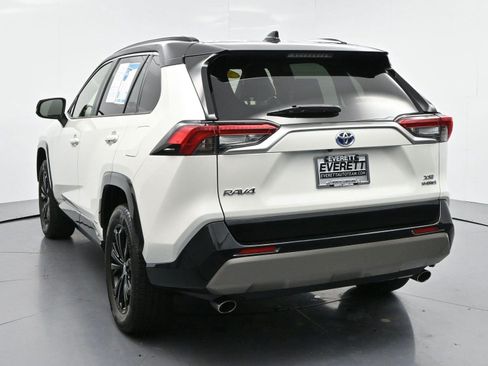 Used 2022 Toyota RAV4 XSE AWD/4WD image 6