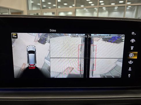 Used 2022 Mercedes-Benz GLS 450 4MATIC image 40