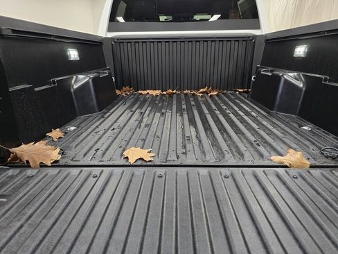 New 2025 Toyota Tacoma SR5 image 19