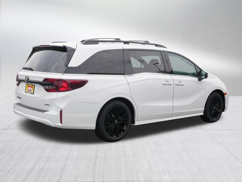 New 2026 Honda Odyssey Sport-L image 7