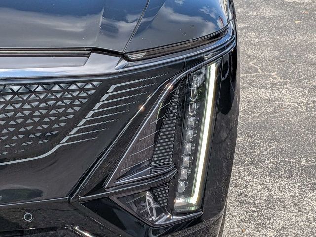 Certified 2024 Cadillac Lyriq Sport AWD/4WD image 9