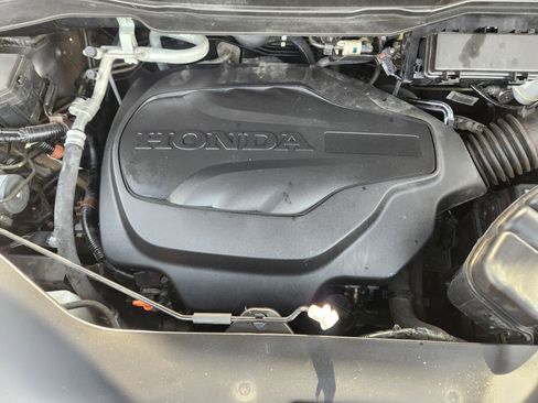 Used 2021 Honda Pilot Touring image 33