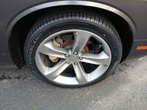 Used 2015 Dodge Challenger R/T w/ Quick Order Package 22B R/T image 20