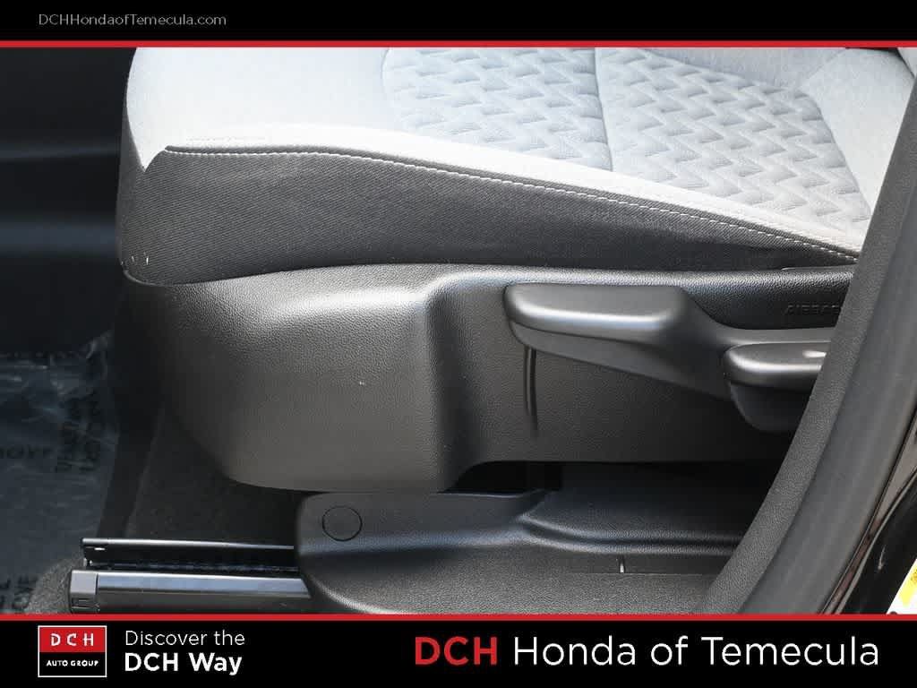 Used 2023 Chevrolet Equinox LS FWD image 17