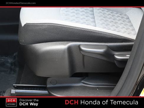 Used 2023 Chevrolet Equinox LS FWD image 17