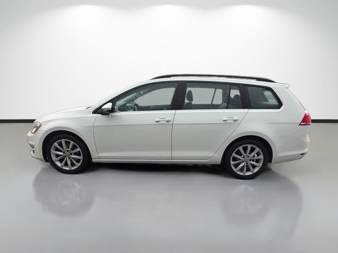Used 2017 Volkswagen Golf S FWD image 6