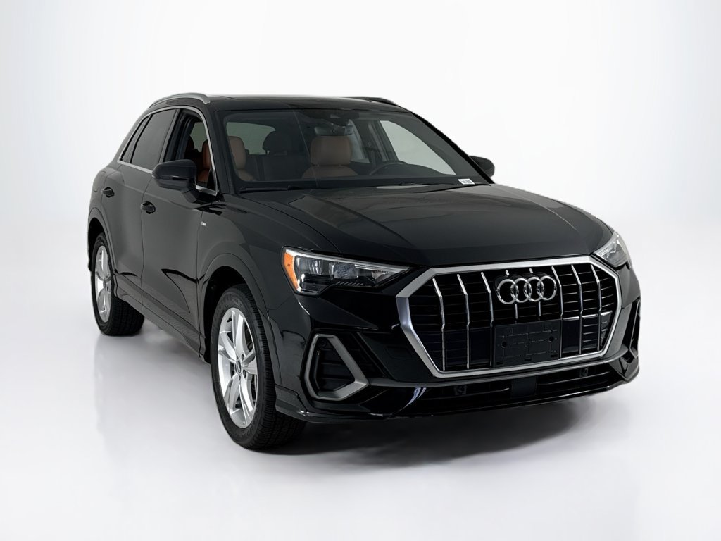 Used 2021 Audi Q3 2.0T Premium w/ Convenience Package AWD/4WD image 7