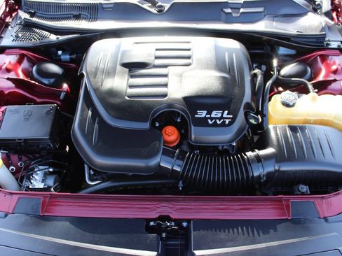 Used 2019 Dodge Challenger SXT w/ Blacktop Package RWD image 8