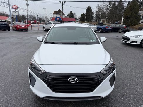 Used 2019 Hyundai Ioniq Blue image 2