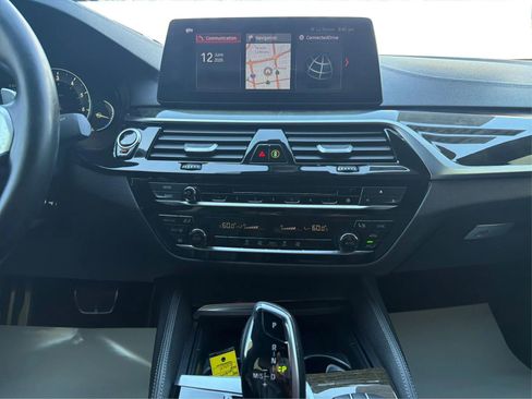 Used 2017 BMW 540i RWD image 14