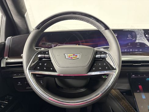 New 2026 Cadillac Escalade Platinum Sport w/ LPO, ONYX Package image 57