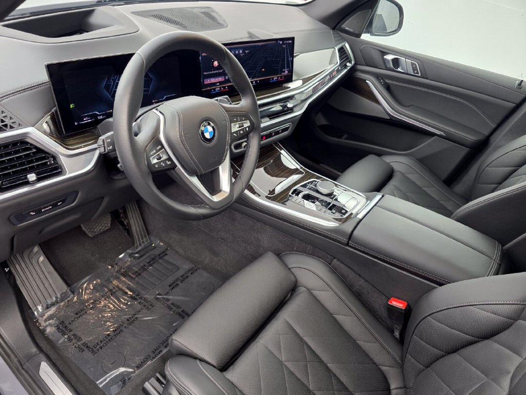 Certified 2024 BMW X5 sDrive40i w/ Premium Package RWD image 10