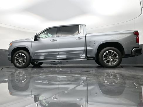 Used 2025 Chevrolet Silverado 1500 High Country image 22