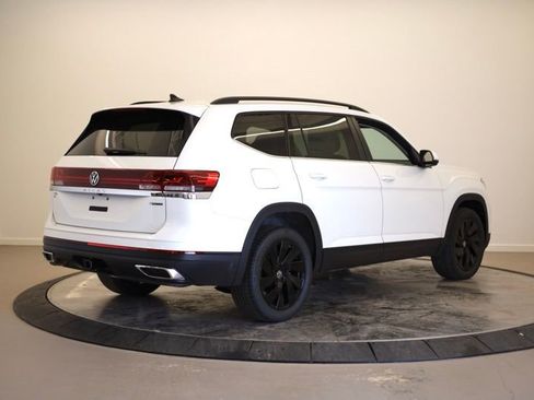 New 2026 Volkswagen Atlas SE AWD/4WD image 3