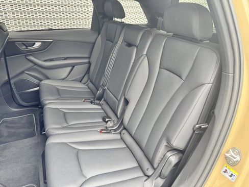 Certified 2025 Audi Q7 3.0T Premium Plus w/ Premium Plus Package image 11