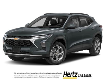 Used 2025 Chevrolet Trax LT