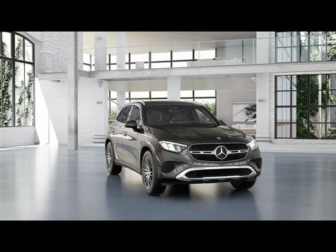 Certified 2026 Mercedes-Benz GLC 300 4MATIC image 4