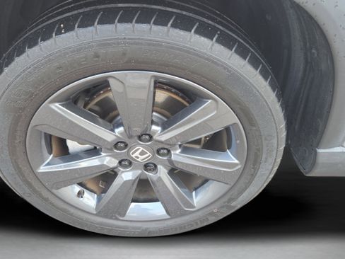 Used 2023 Honda Pilot Sport image 37