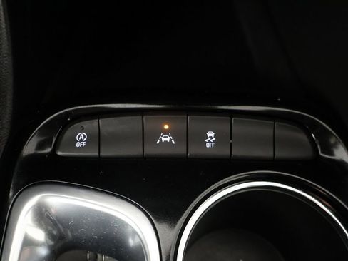 Used 2022 Buick Encore GX Select w/ Sport Touring Package FWD image 46