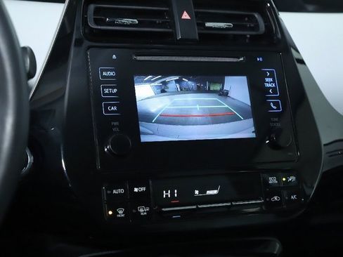 Used 2019 Toyota Prius XLE image 29