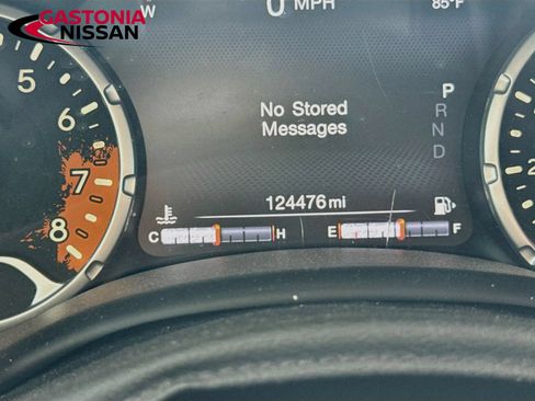 Used 2016 Jeep Renegade Trailhawk AWD/4WD image 13