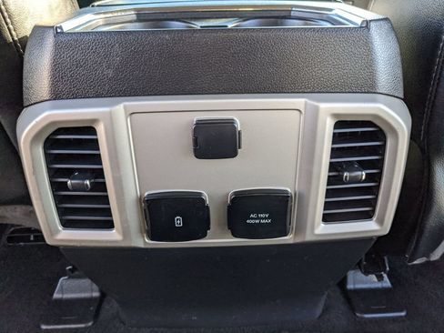Used 2020 Ford F150 Lariat AWD/4WD image 18