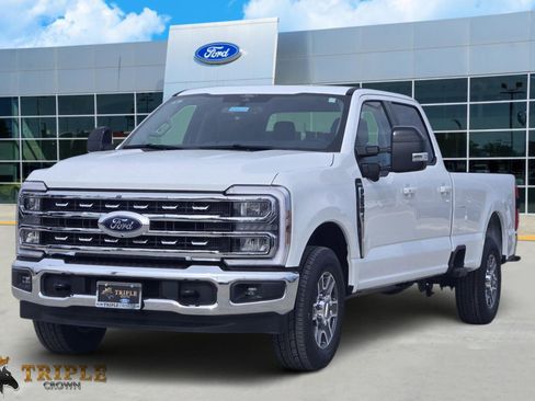 New 2026 Ford F250 Lariat RWD image 2