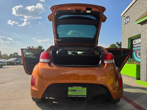 Used 2015 Hyundai Veloster w/ Option Group 02 FWD image 24