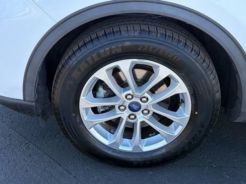 Used 2022 Ford Escape SE AWD/4WD image 9