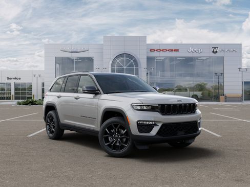 New 2025 Jeep Grand Cherokee Limited image 5
