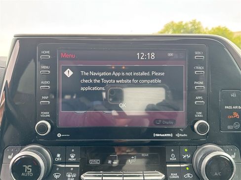 Used 2022 Toyota Highlander XLE image 27