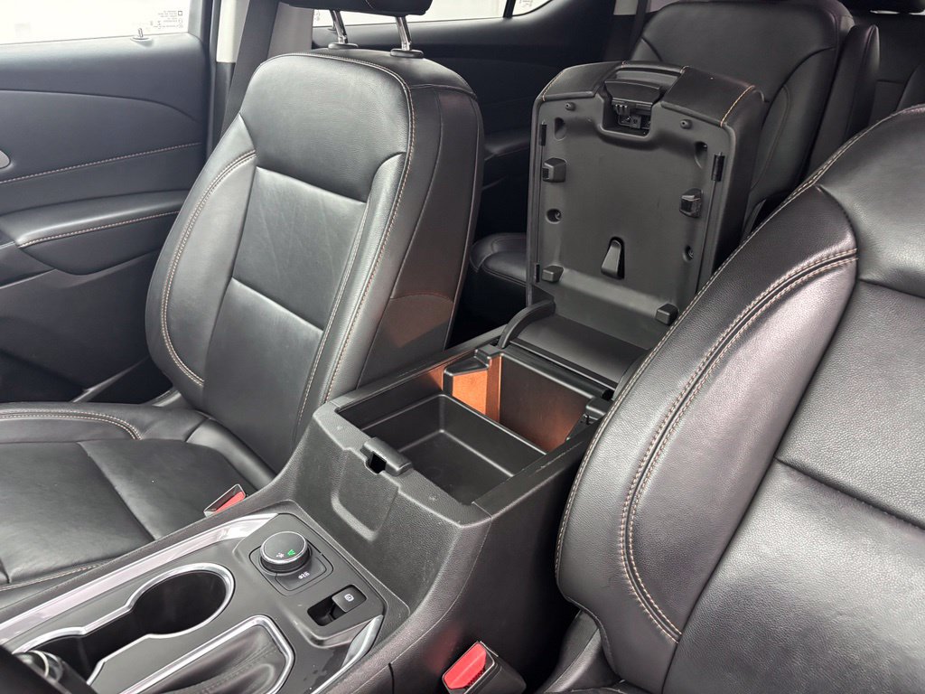 Used 2019 Chevrolet Traverse LT FWD image 24
