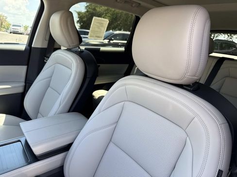New 2026 Lincoln Nautilus Premier w/ Equipment Group 102A AWD/4WD image 20