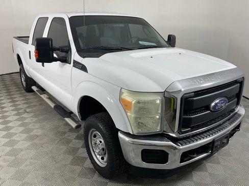 Used 2016 Ford F250 XL w/ Power Equipment Group AWD/4WD image 12