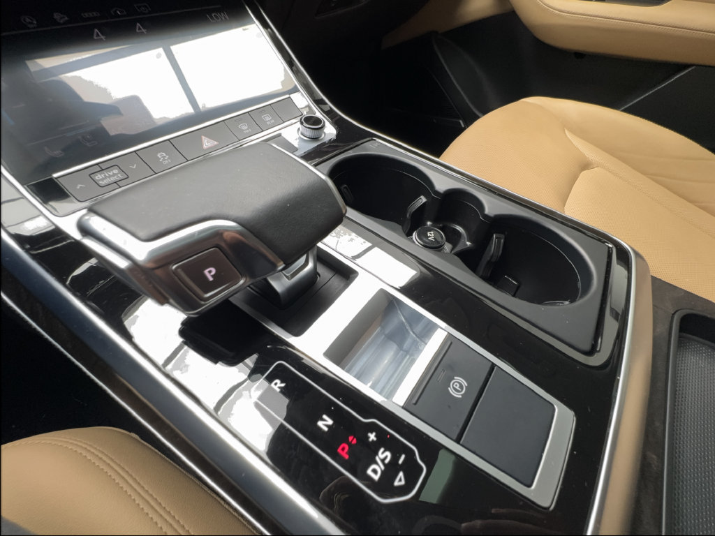 Used 2023 Audi Q7 2.0T Premium Plus w/ Premium Plus Package AWD/4WD image 50