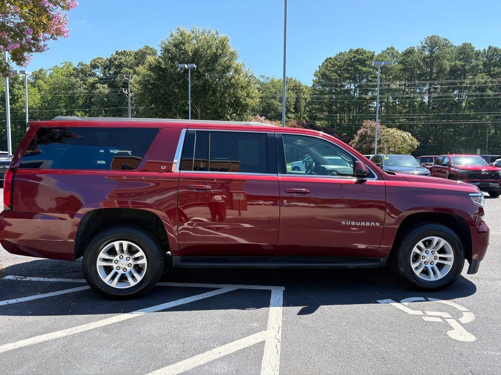 Used 2017 Chevrolet Suburban LT AWD/4WD image 4