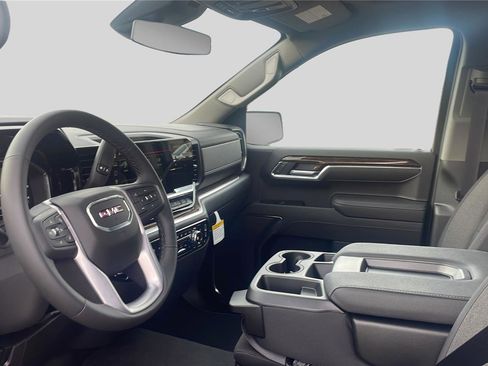 New 2026 GMC Sierra 1500 Elevation image 15