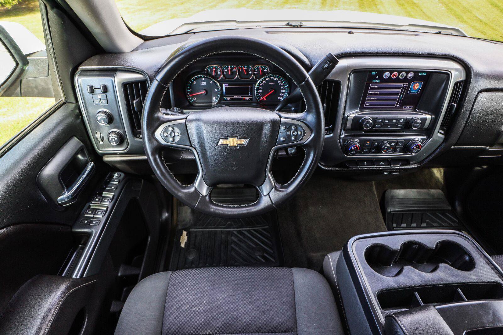 Used 2017 Chevrolet Silverado 1500 LT w/ All Star Edition AWD/4WD image 23