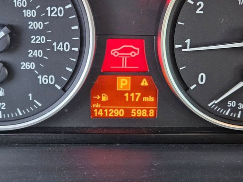 Used 2010 BMW 535i Sedan image 22