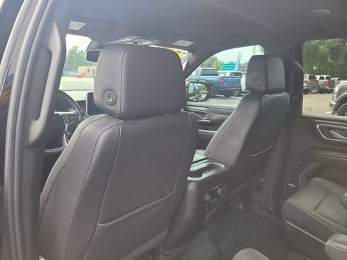 Used 2023 Chevrolet Tahoe LT w/ Luxury Package RWD image 11