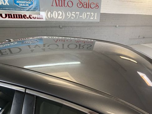Used 2011 Toyota Camry LE FWD image 9