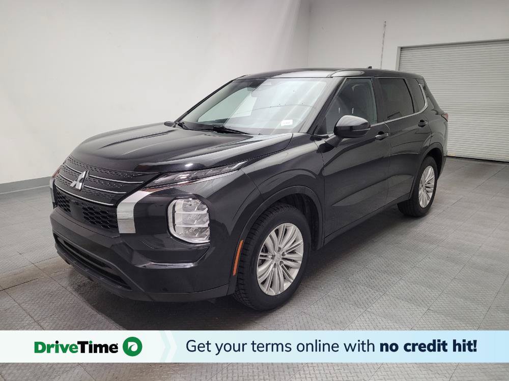 Used 2023 Mitsubishi Outlander ES FWD image 1