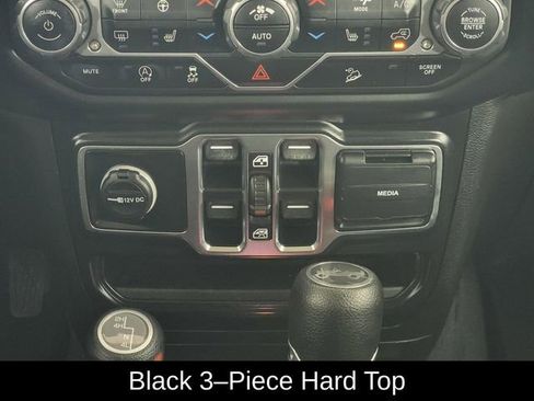 Used 2020 Jeep Wrangler Unlimited Sport S AWD/4WD image 22