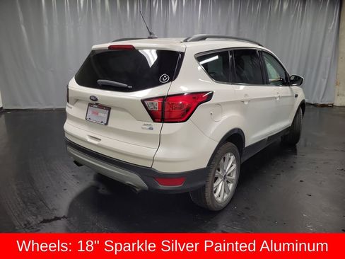 Used 2019 Ford Escape SEL AWD/4WD image 9
