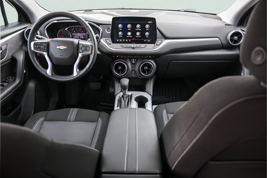 Used 2024 Chevrolet Blazer LT w/ Redline Edition FWD image 26