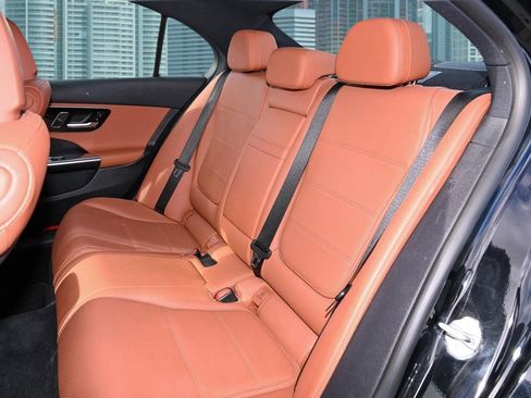 Used 2022 Mercedes-Benz C 300 Sedan w/ Exclusive Trim Package image 12