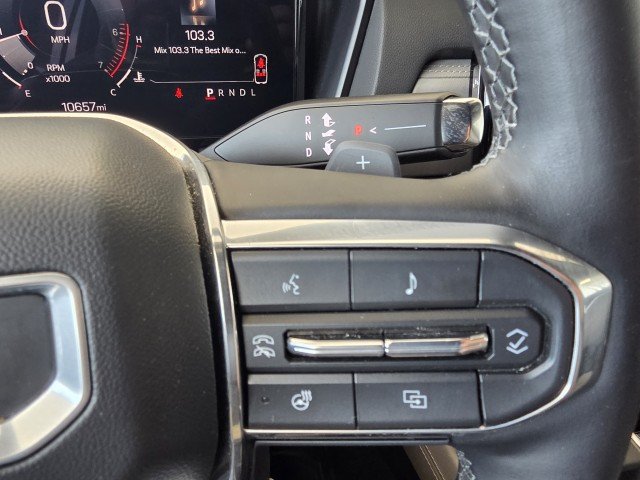 Used 2025 GMC Terrain Elevation w/ Elevation Premium Package FWD image 27