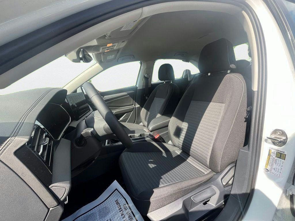 Certified 2025 Volkswagen Jetta S FWD image 12