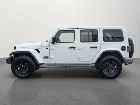 Used 2021 Jeep Wrangler Unlimited Sahara image 4